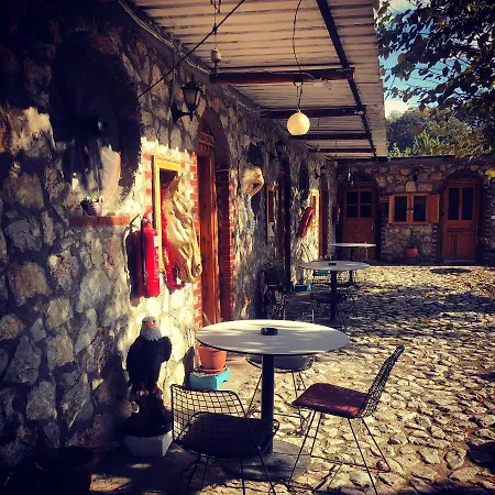 Alojamento de Acomodação e Pequeno-almoço Zirkon Doga Butik Fethiye