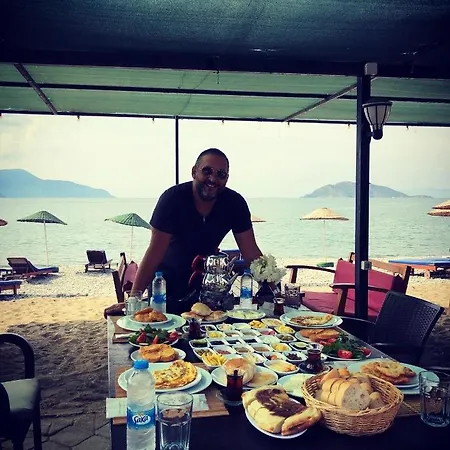 Zirkon Doga Butik Alojamento de Acomodação e Pequeno-almoço Fethiye