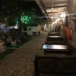 Zirkon Doga Butik Nyaraló *