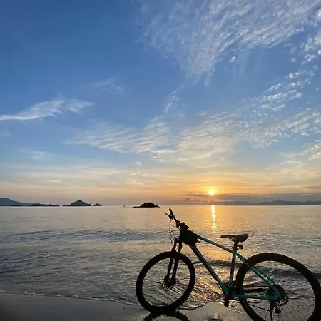 Zirkon Doga Butik * 페티예